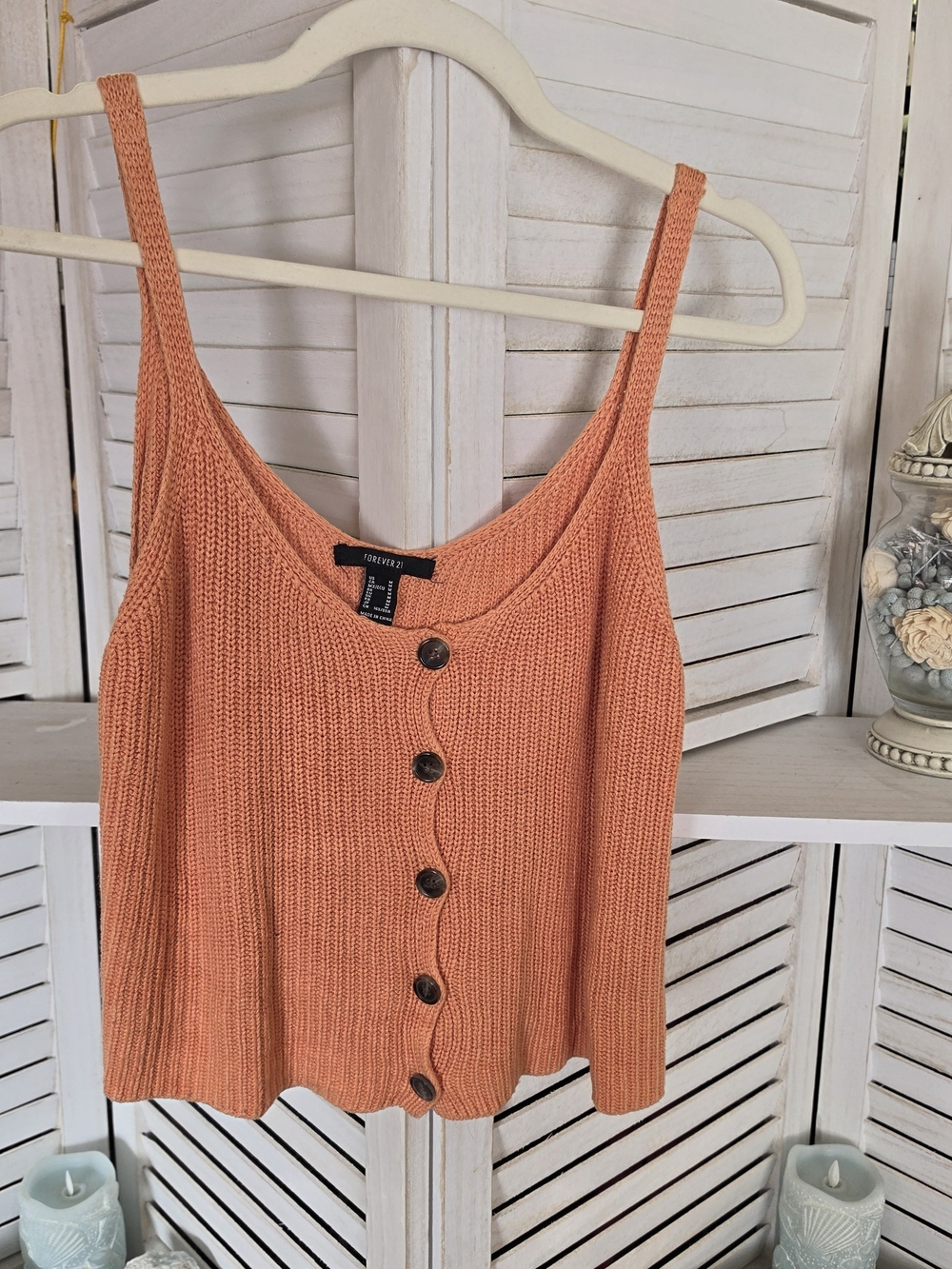 Forever 21 Coral Ribbed Button-Front Camisole Size M